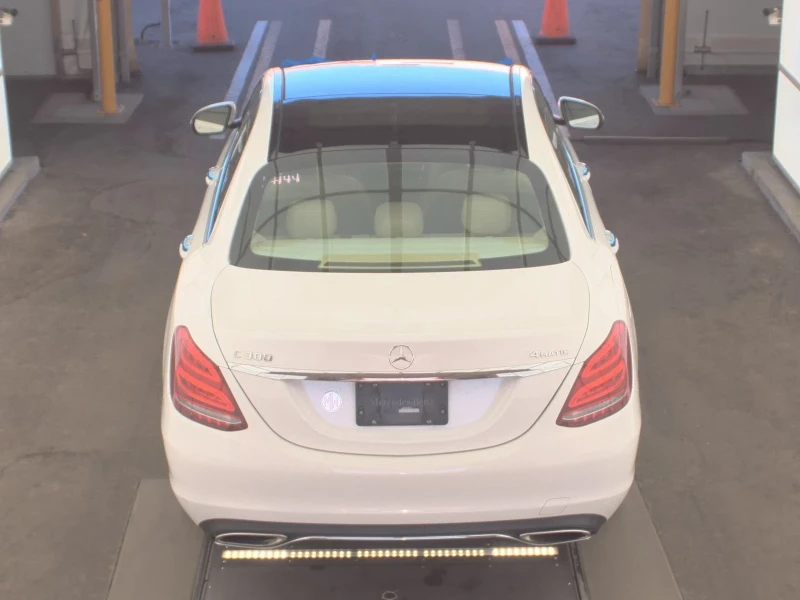 Mercedes-Benz C 300 4MATIC| BLINDSPOT| AMBIENT| KEYLESS, снимка 5 - Автомобили и джипове - 52990116