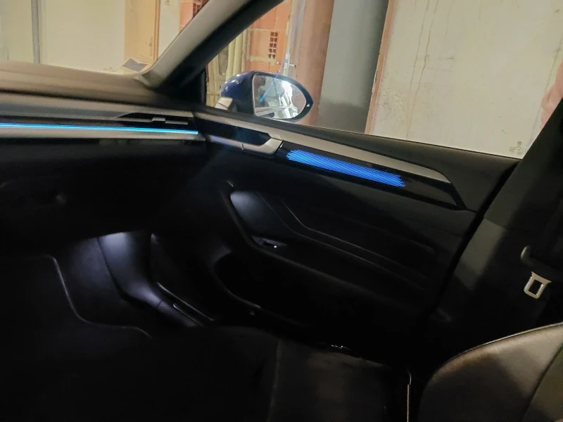 VW Arteon 2.0R LINE, снимка 16 - Автомобили и джипове - 53470152