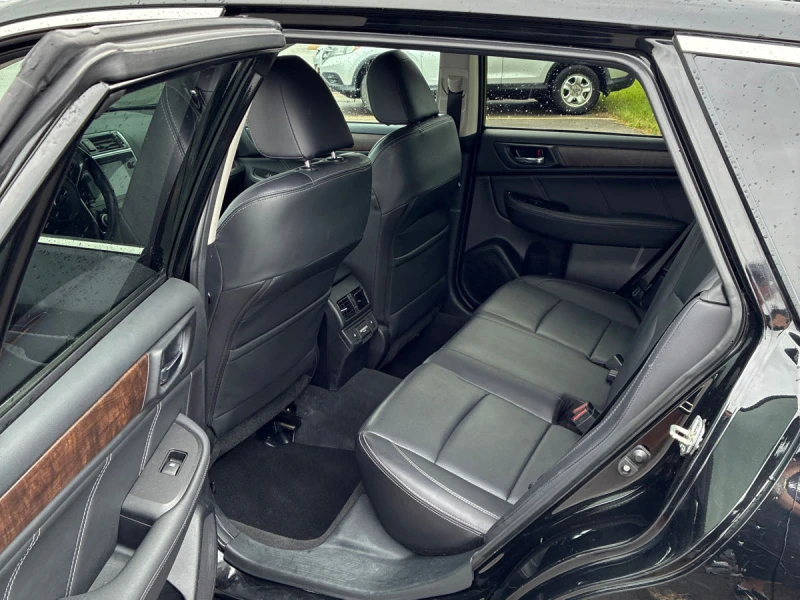 Subaru Outback Limited* distronic* Back cam* Подгрев* Шибидах* , снимка 12 - Автомобили и джипове - 53537460