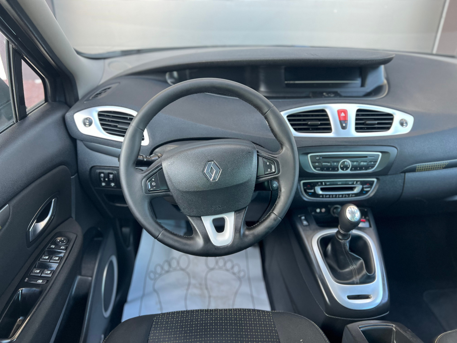 Renault Scenic 1.5DCI - 110кс / Euro:5А / 7 МЕСТЕН (6+ 1) /ИТАЛИЯ - изображение 6