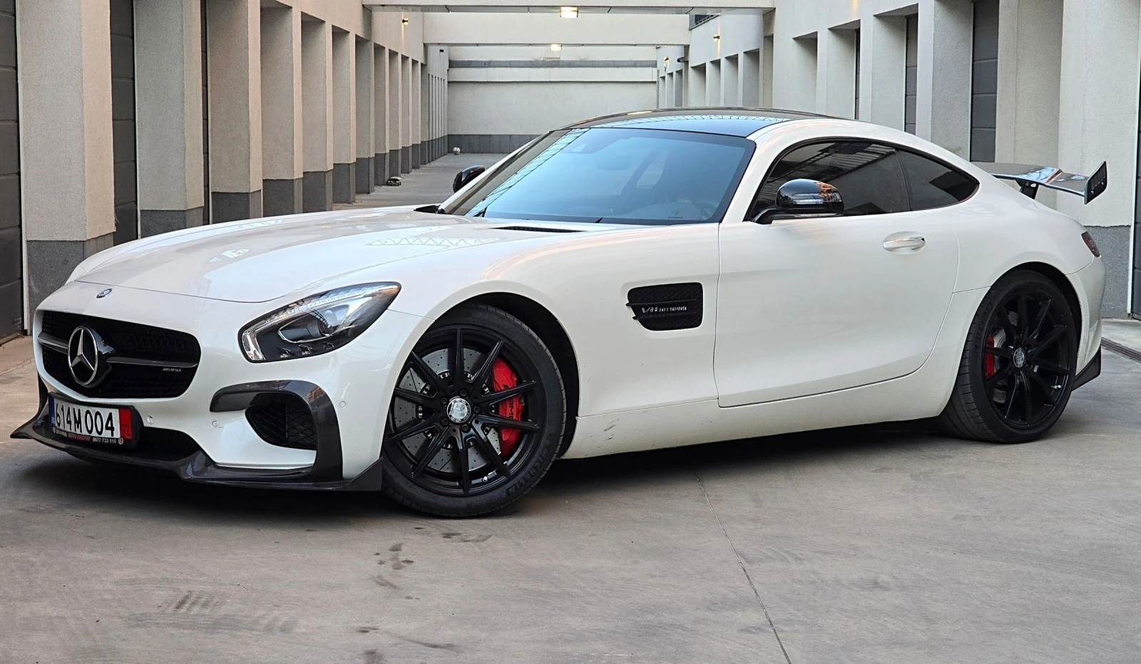 Mercedes-Benz GT Mercedes AMG GT R * DUAL-TONE* CARBON* WHITE* 4D B - изображение 5