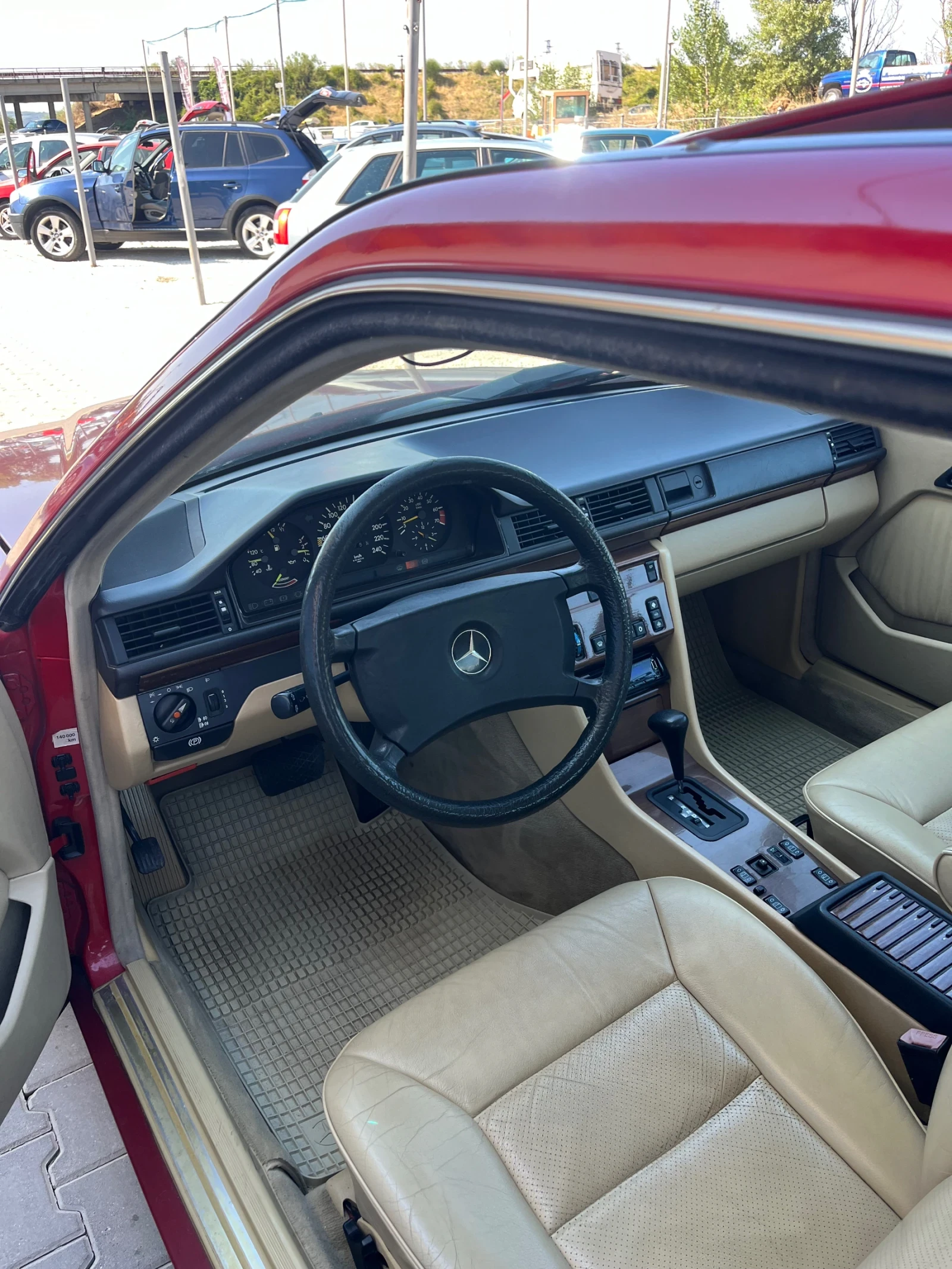 Mercedes-Benz 124 3.0* 300CE* Автоматик* Климатик* Топ* Като нов*  | Mobile.bg — изображение 12