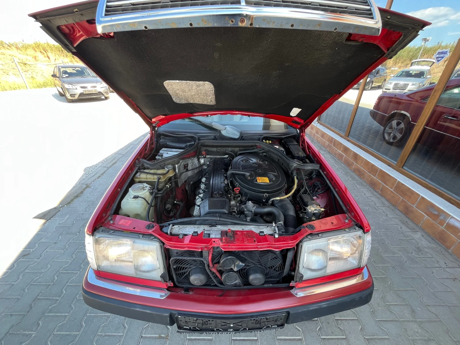 Mercedes-Benz 124 3.0* 300CE* Автоматик* Климатик* Топ* Като нов*  | Mobile.bg — изображение 16