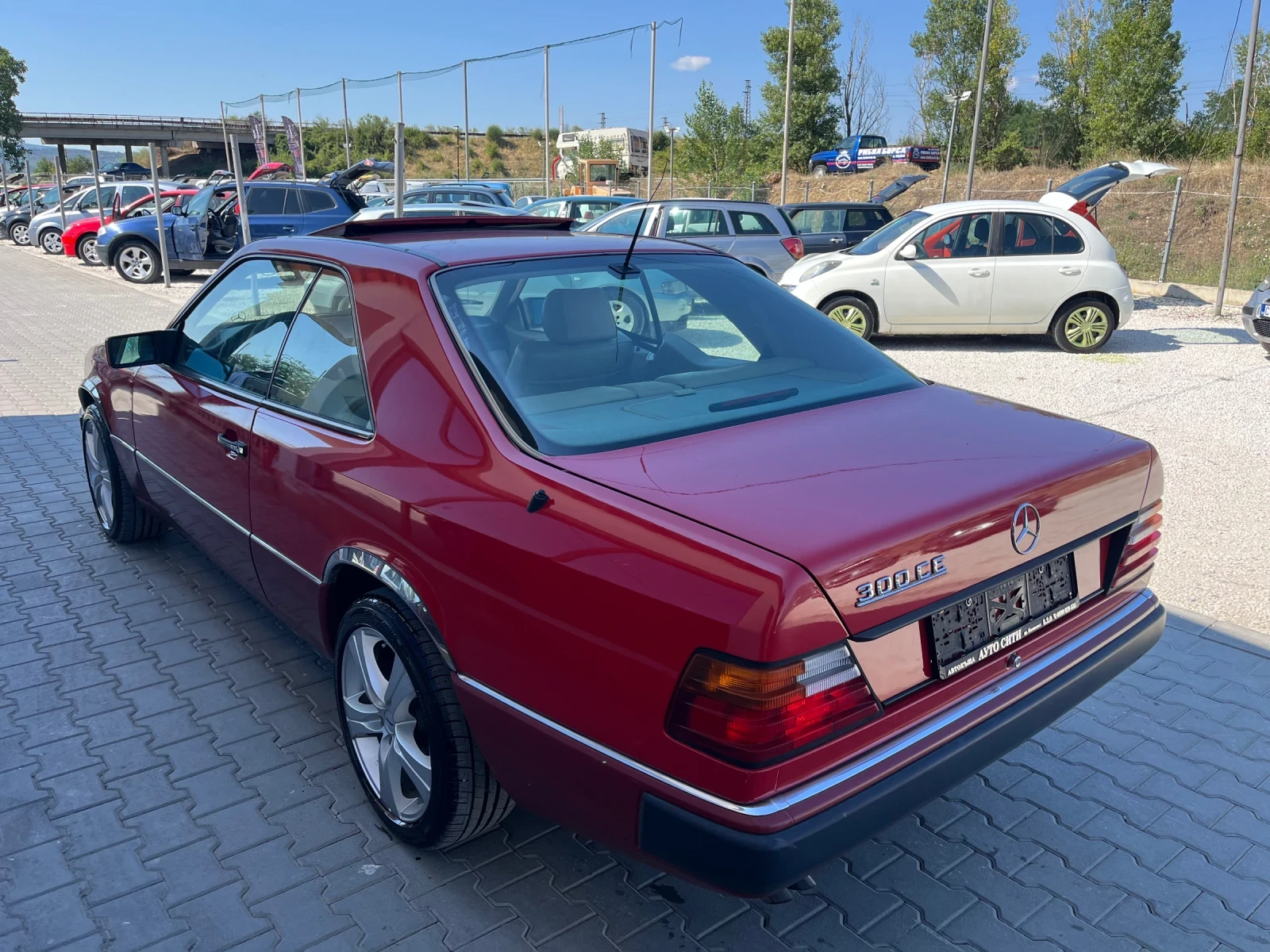 Mercedes-Benz 124 3.0* 300CE* Автоматик* Климатик* Топ* Като нов*  | Mobile.bg — изображение 11
