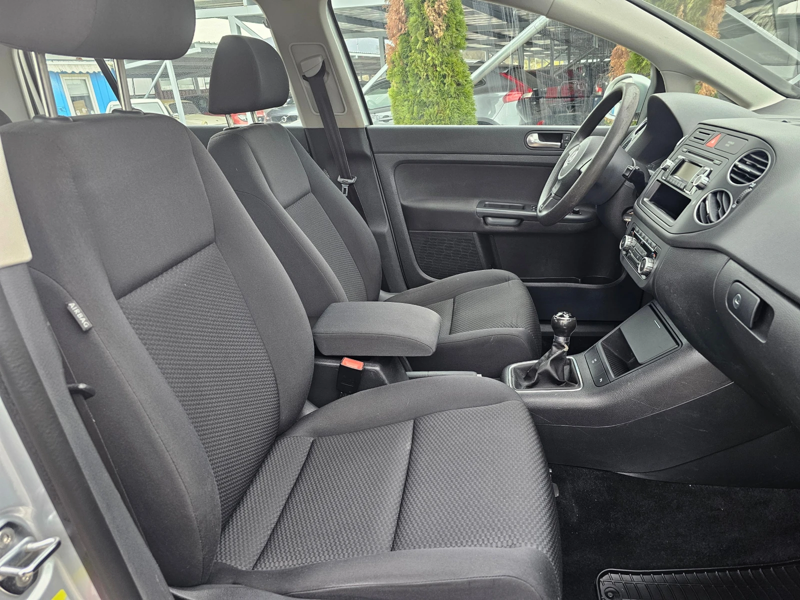 VW Golf Plus 1.4i    | Mobile.bg   13