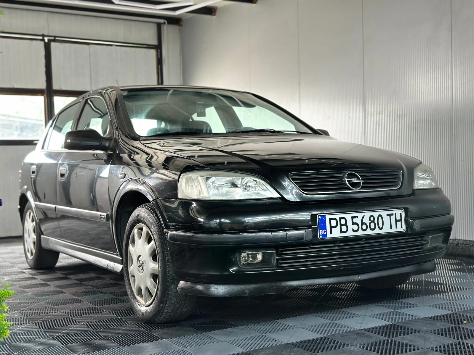 Opel Astra 1.6I КЛИМАТИК - изображение 2