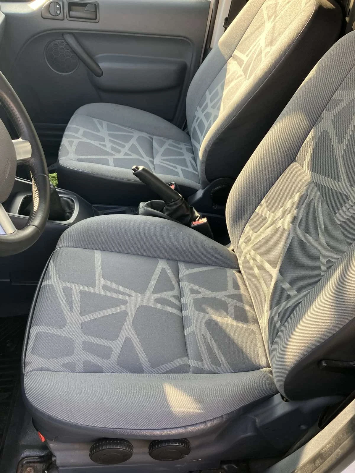 Ford Connect 1.8 TDCI - изображение 4