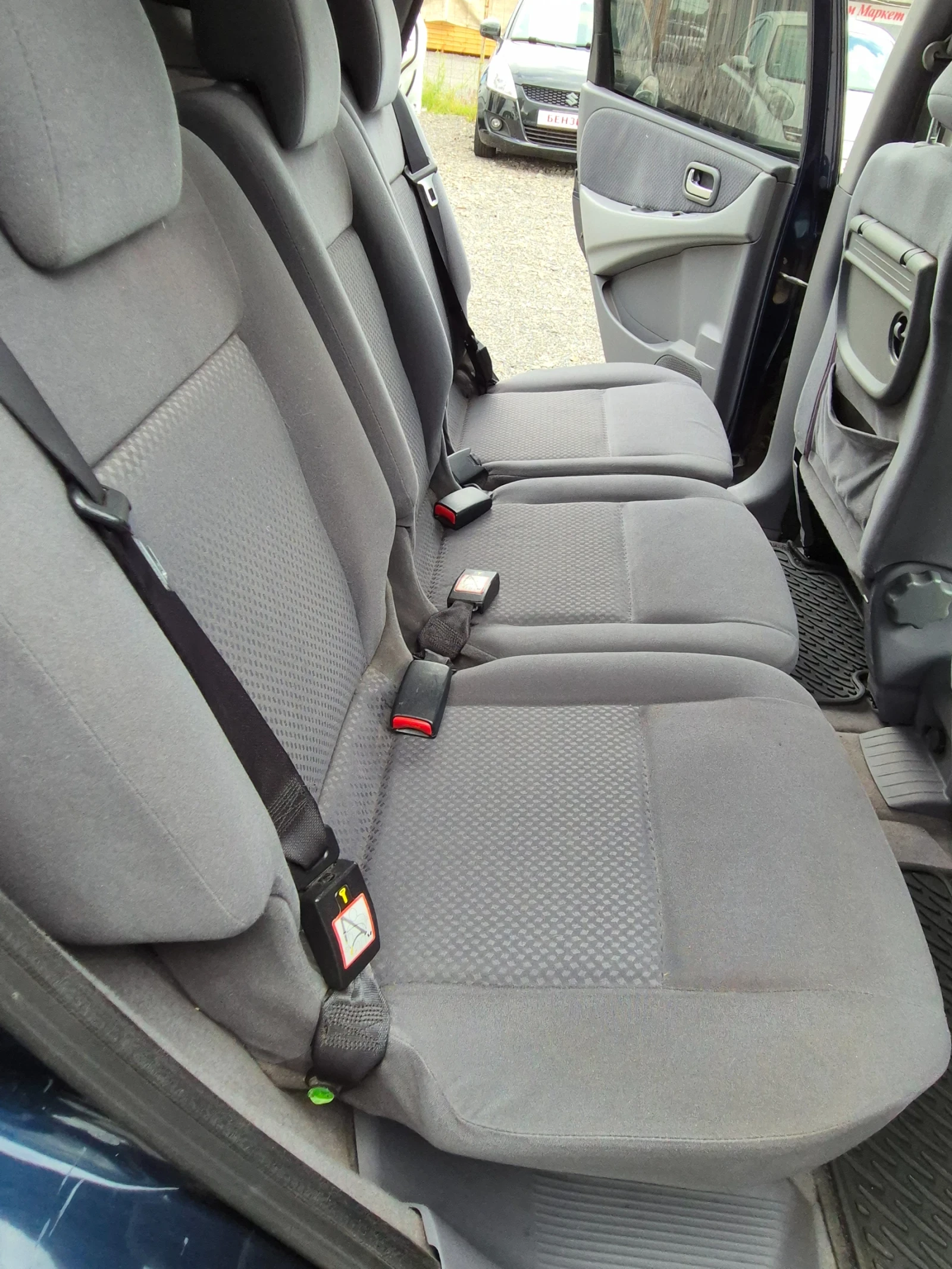 Nissan Almera tino  - изображение 10