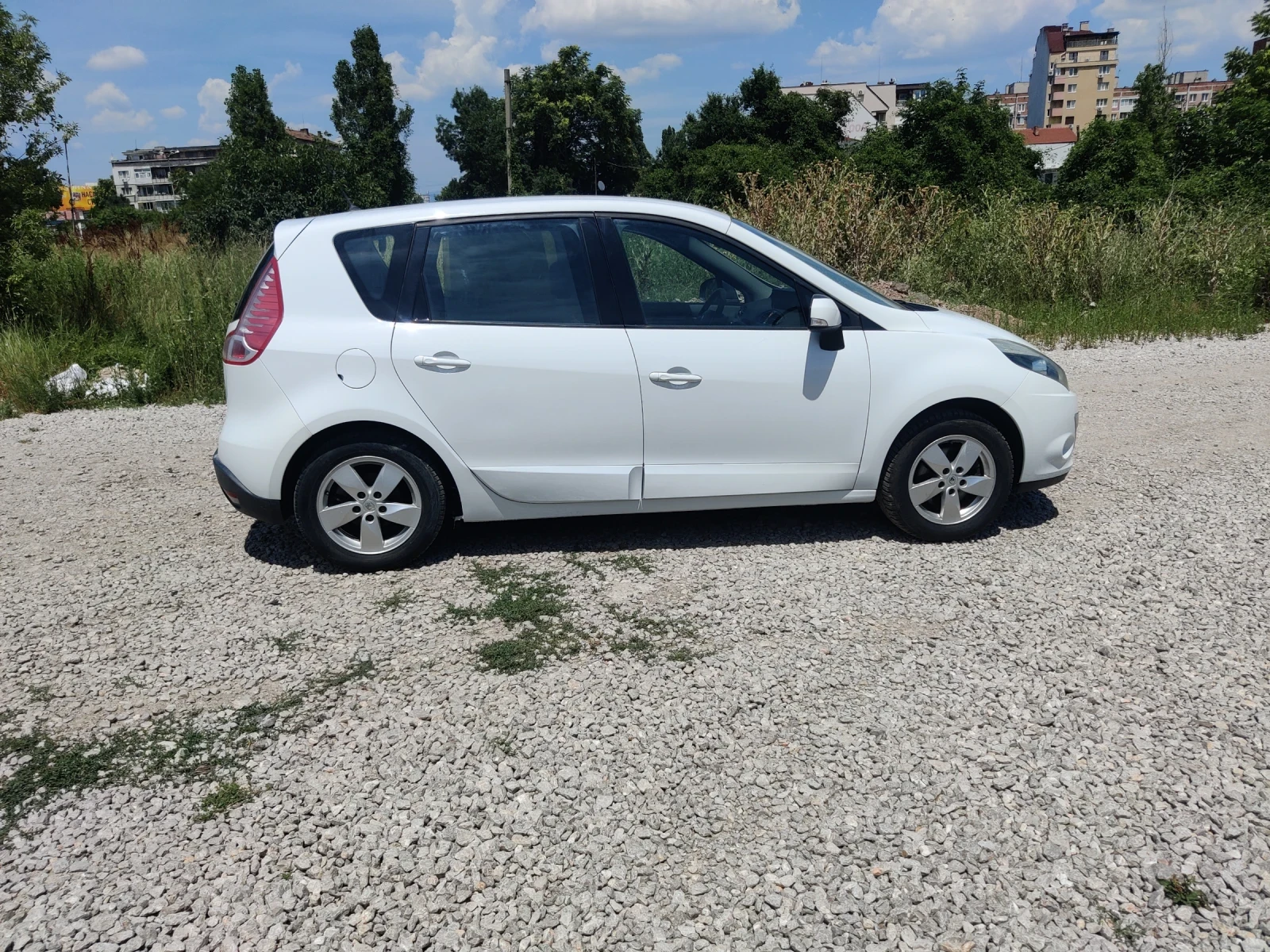 Renault Scenic 1.6 Газ  | Mobile.bg — изображение 16