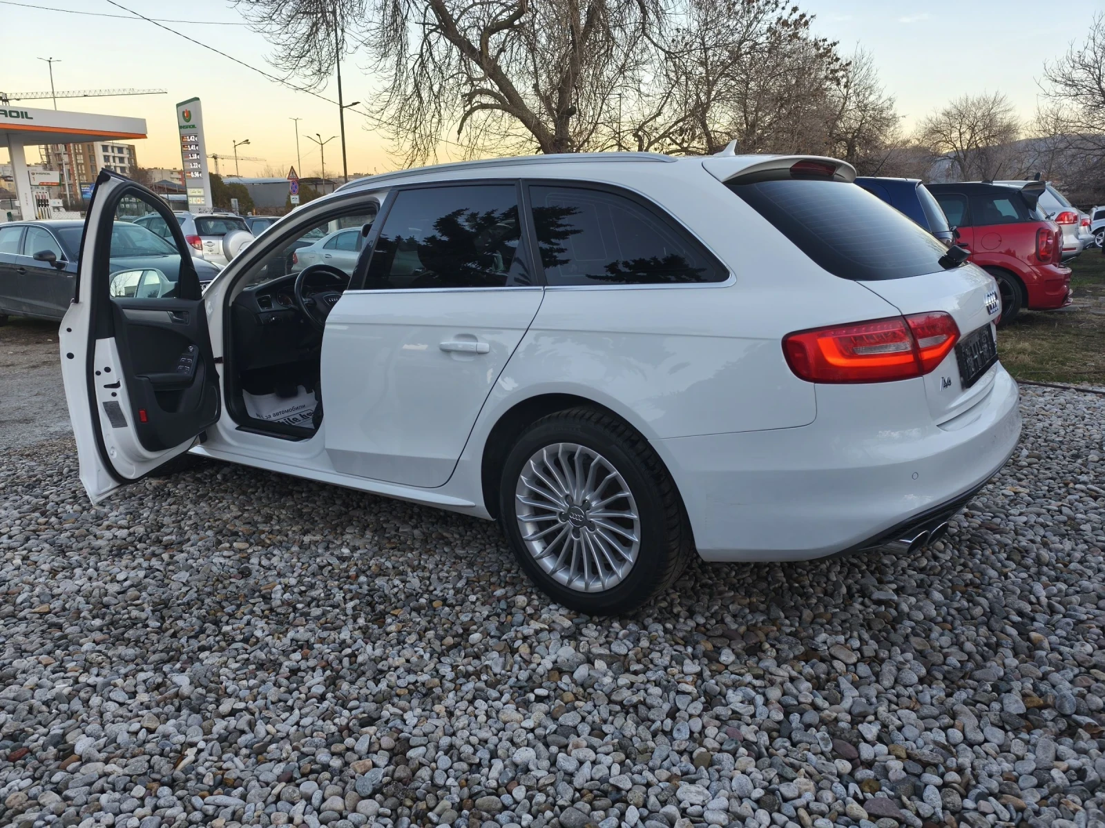 Audi A4 * * S-LINE* * 5B* * ITALIA* * 2.0TDI* * QUATTRO* * - изображение 8