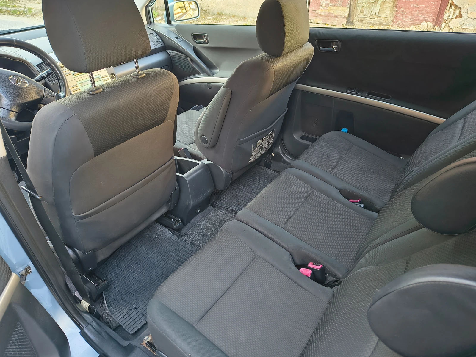 Toyota Corolla verso D4D - изображение 7