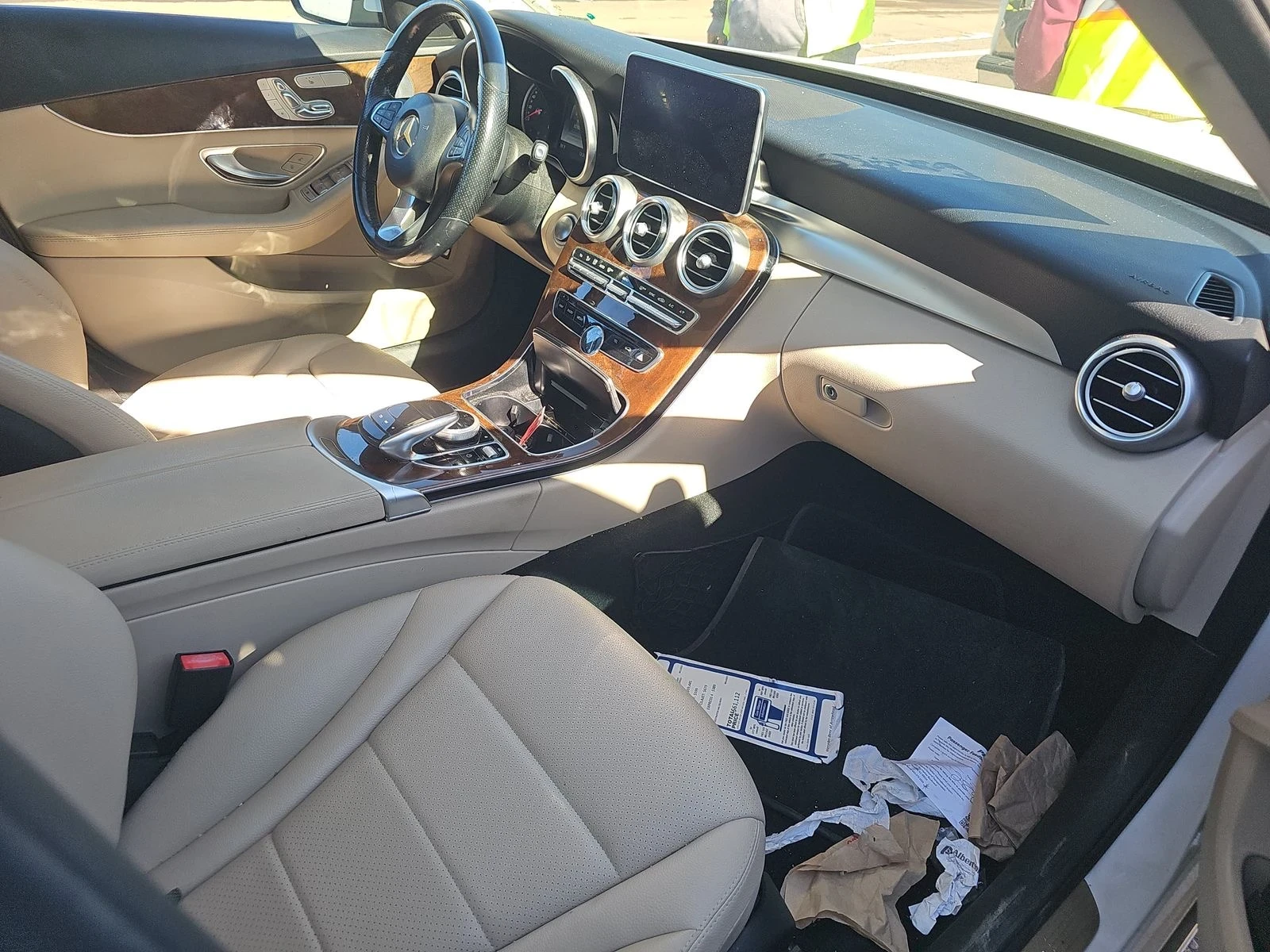 Mercedes-Benz C 300 4MATIC| BLINDSPOT| AMBIENT| KEYLESS - изображение 8