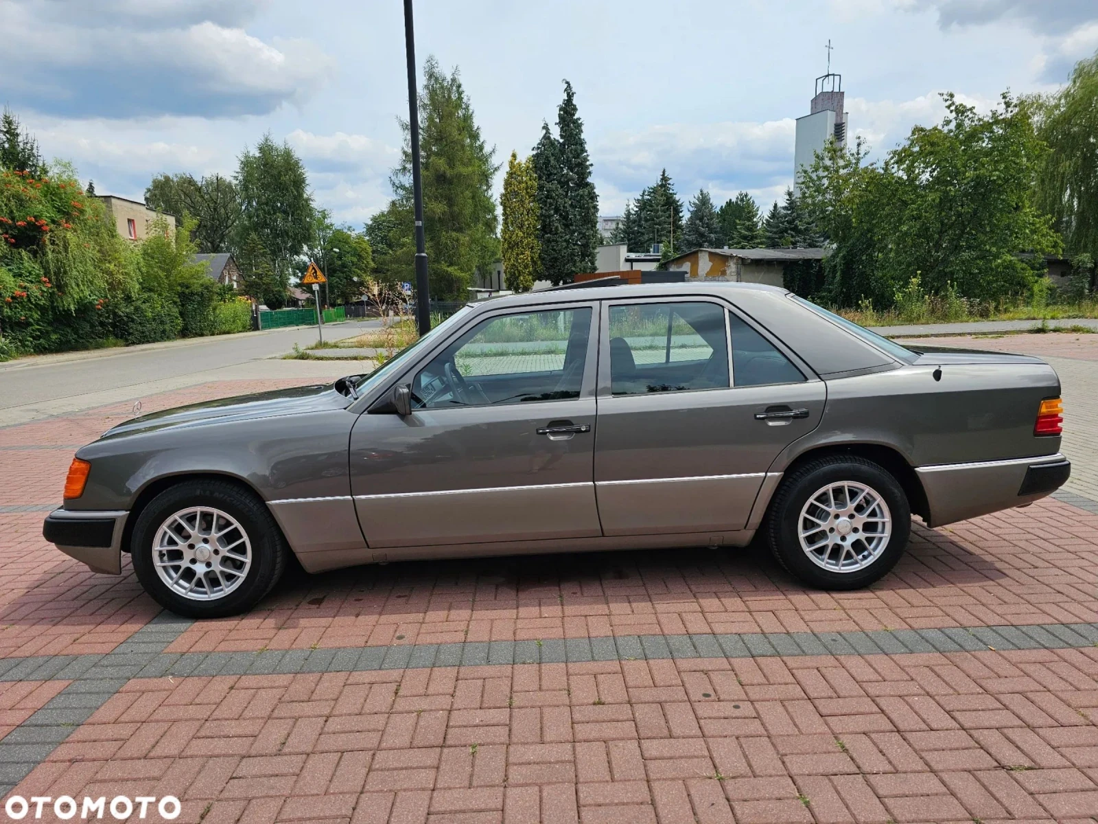 Mercedes-Benz 124 200E - изображение 3