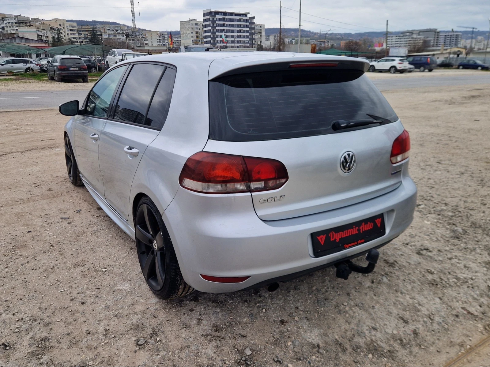 VW Golf 1.6 ТДИ 105кс / Андроид / Лизинг / Бартер , снимка 4 - Автомобили и джипове - 53944144