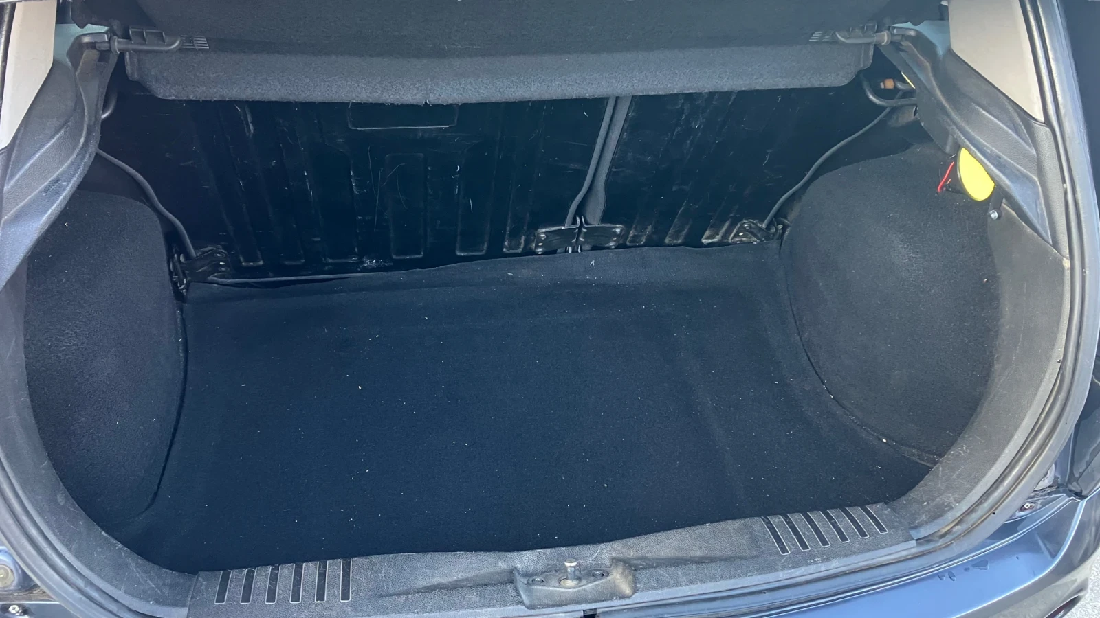 Ford Fiesta 1.6 tdci, снимка 5 - Автомобили и джипове - 54151803