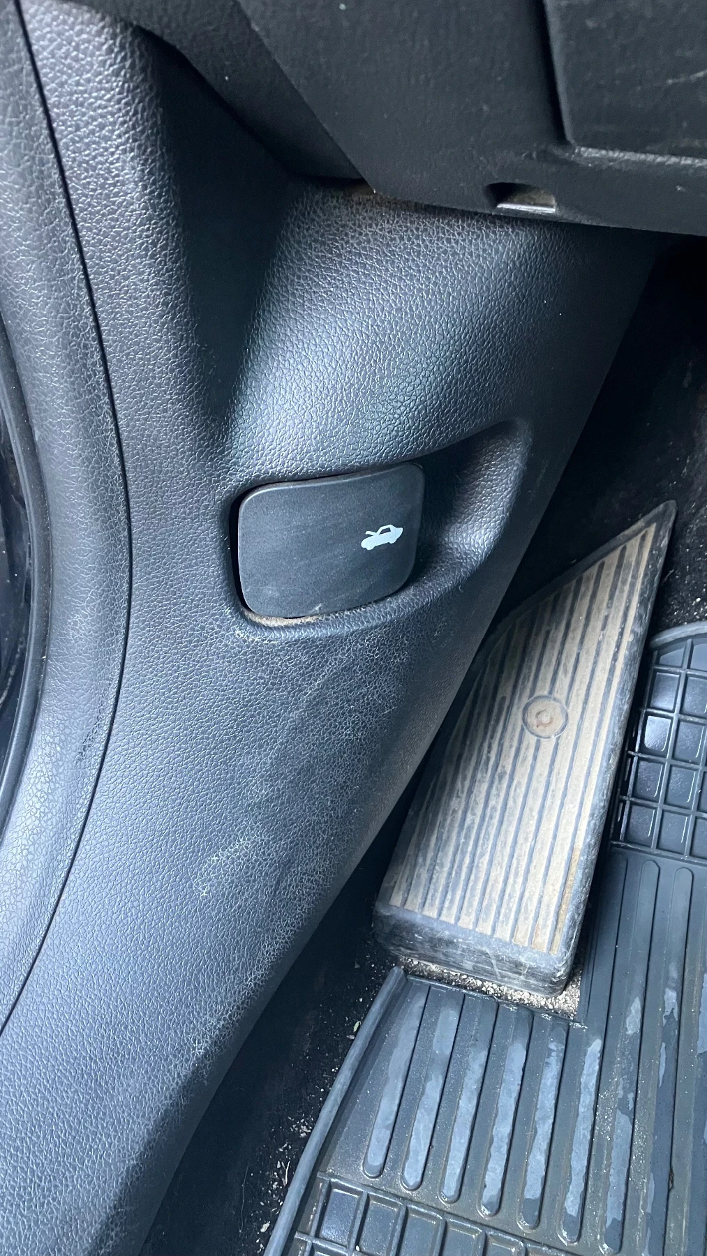 Ford Fiesta 1.6 tdci, снимка 11 - Автомобили и джипове - 54151803