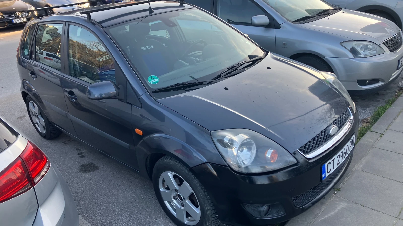 Ford Fiesta 1.6 tdci, снимка 4 - Автомобили и джипове - 54151803