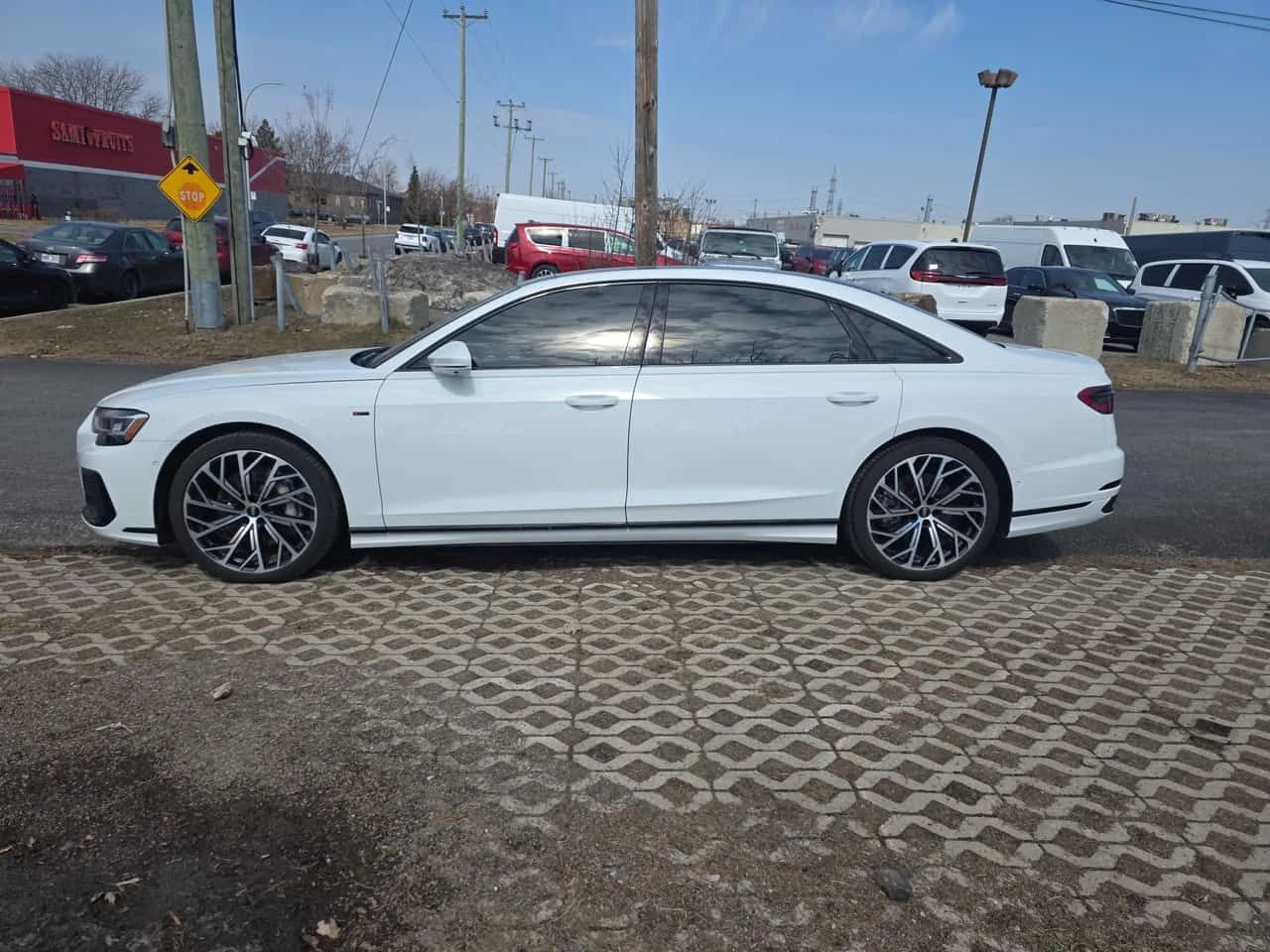 Audi A8  L / DISTRONIC / 360 / MATRIX / B&O / ОБДУХВАНЕ , снимка 11 - Автомобили и джипове - 54156542