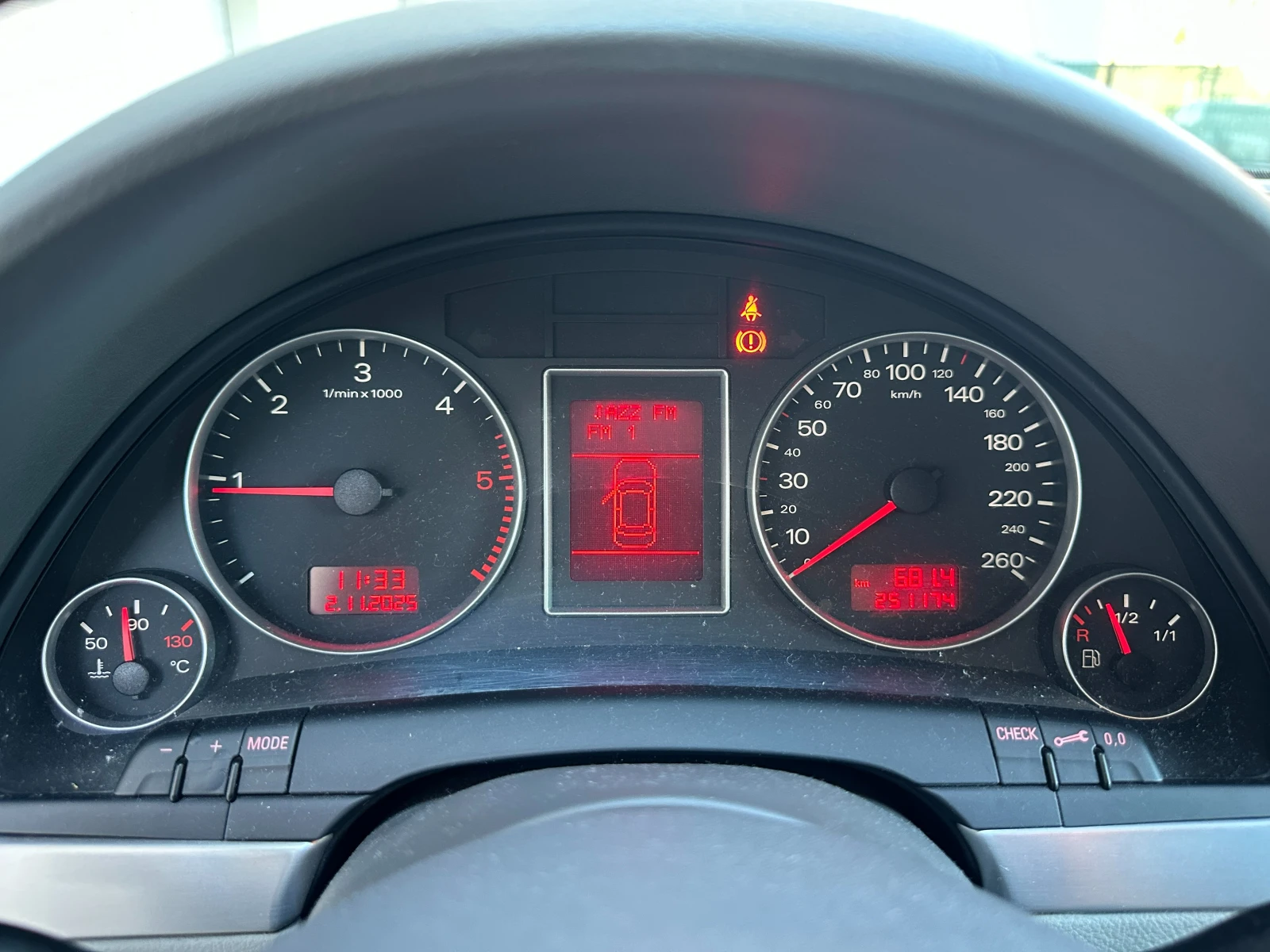 Audi A4, снимка 9 - Автомобили и джипове - 54306457