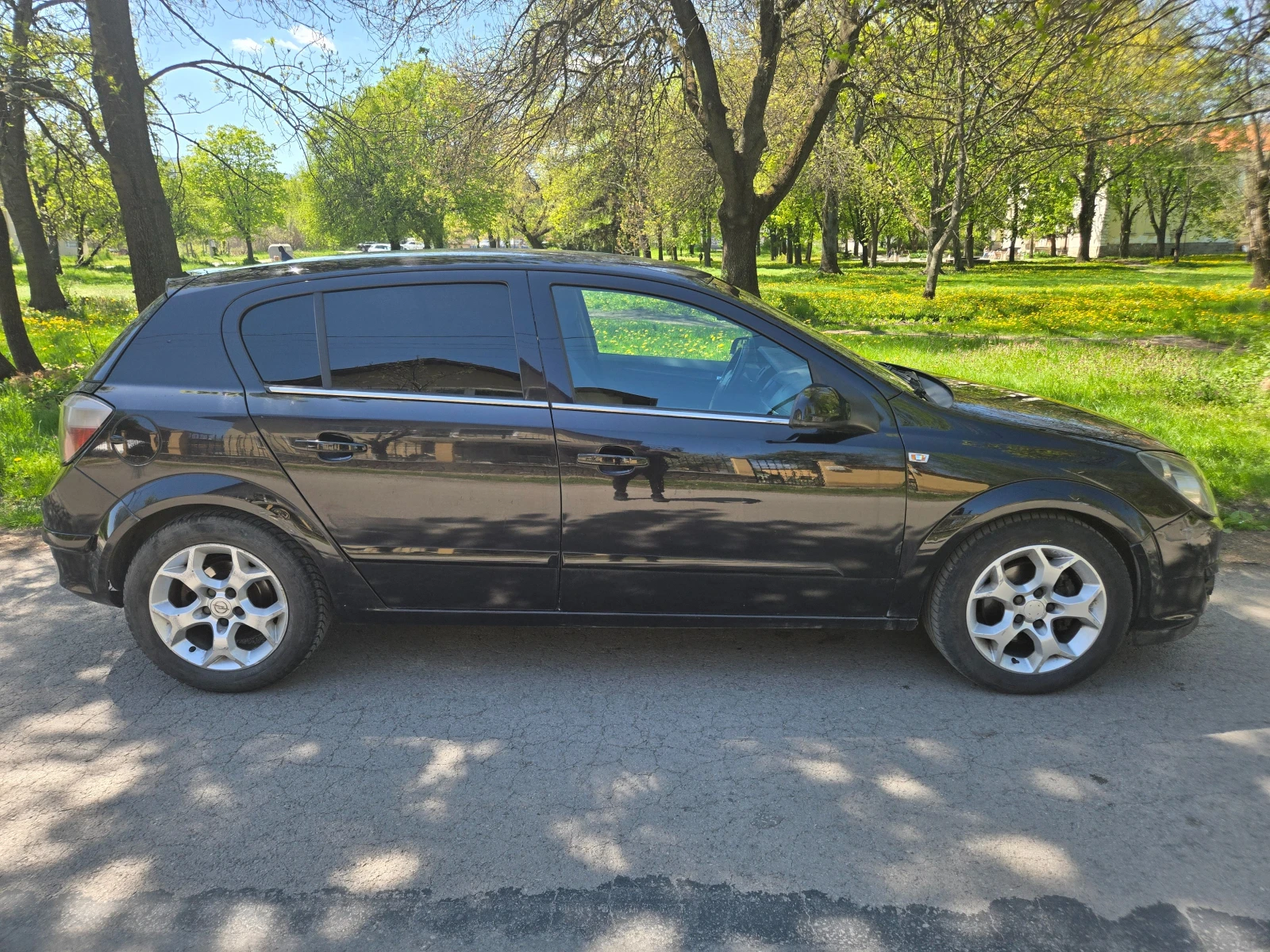 Opel Astra Фейслифт, снимка 3 - Автомобили и джипове - 54310412