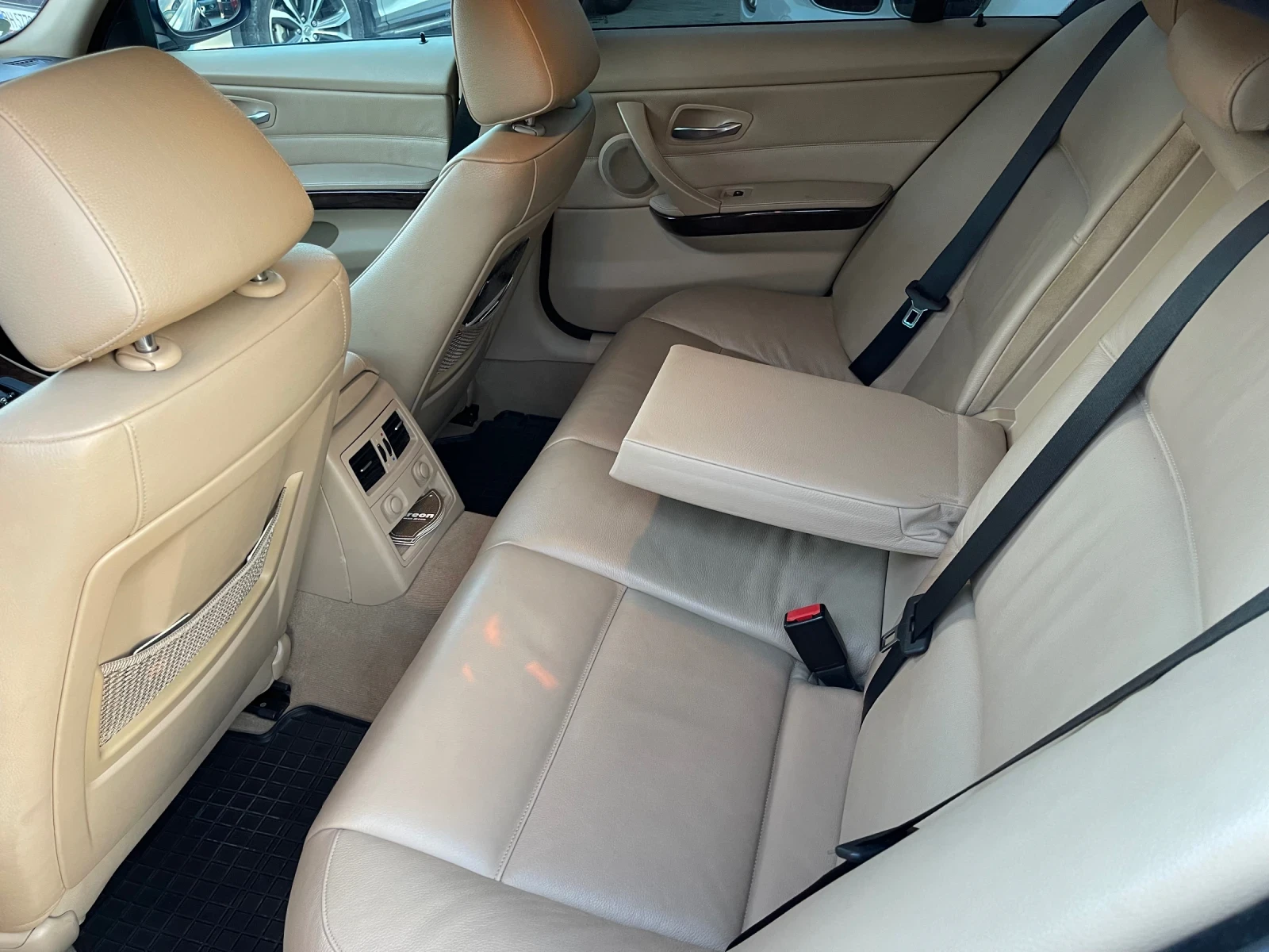 BMW 325 M-Pak . Автоматик, снимка 17 - Автомобили и джипове - 54318167