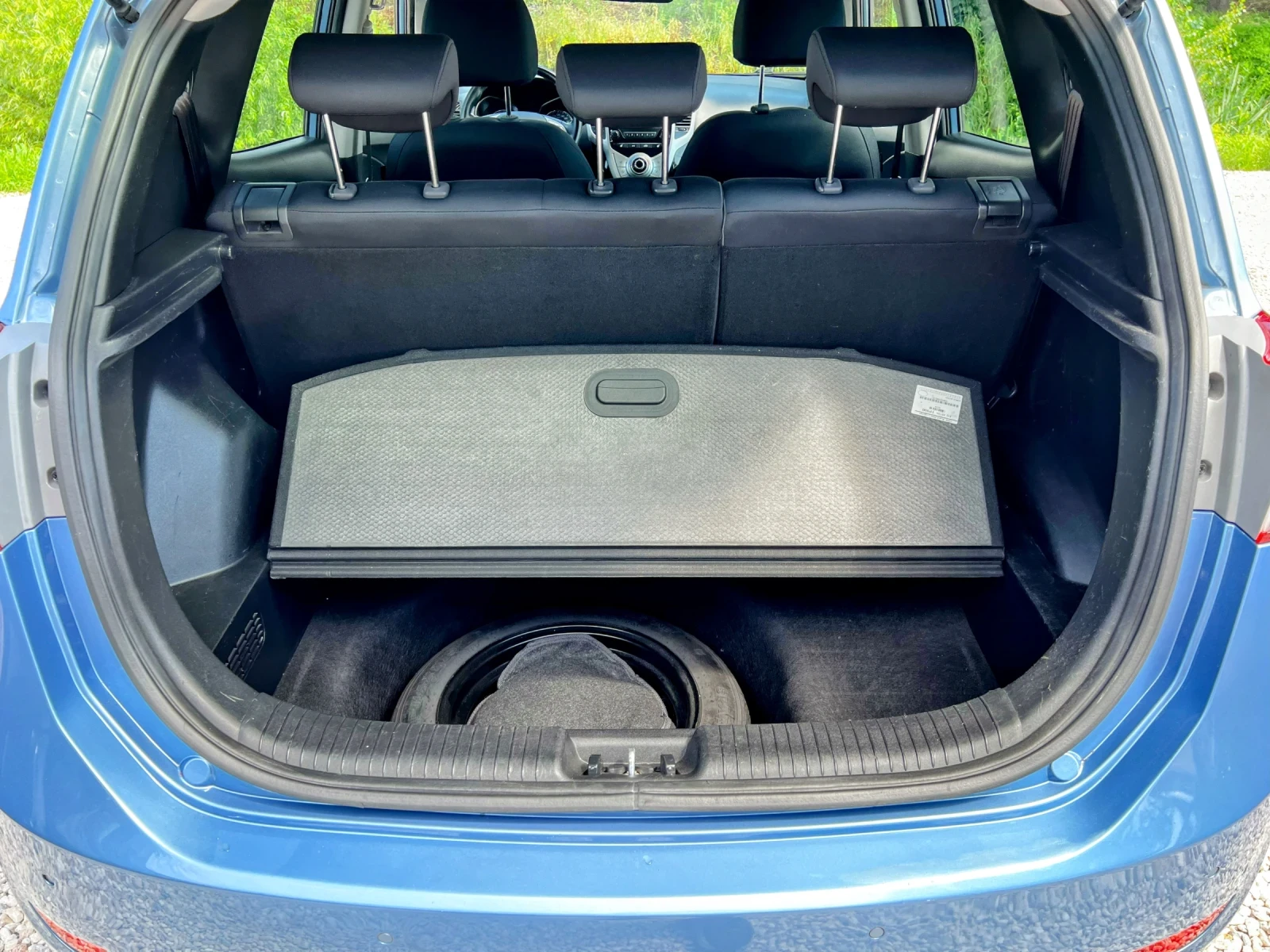 Hyundai Ix20 1.6i-6-SPEED.EURO-5(12.2015), снимка 13 - Автомобили и джипове - 54807561
