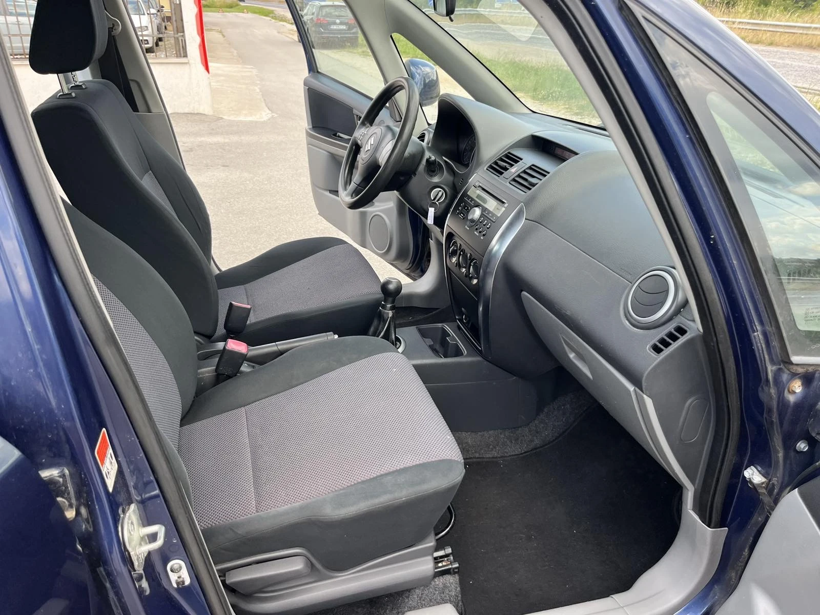 Suzuki SX4 1.6I 107кс 4Х4 EURO 4  КЛИМАТИК , снимка 11 - Автомобили и джипове - 54973860