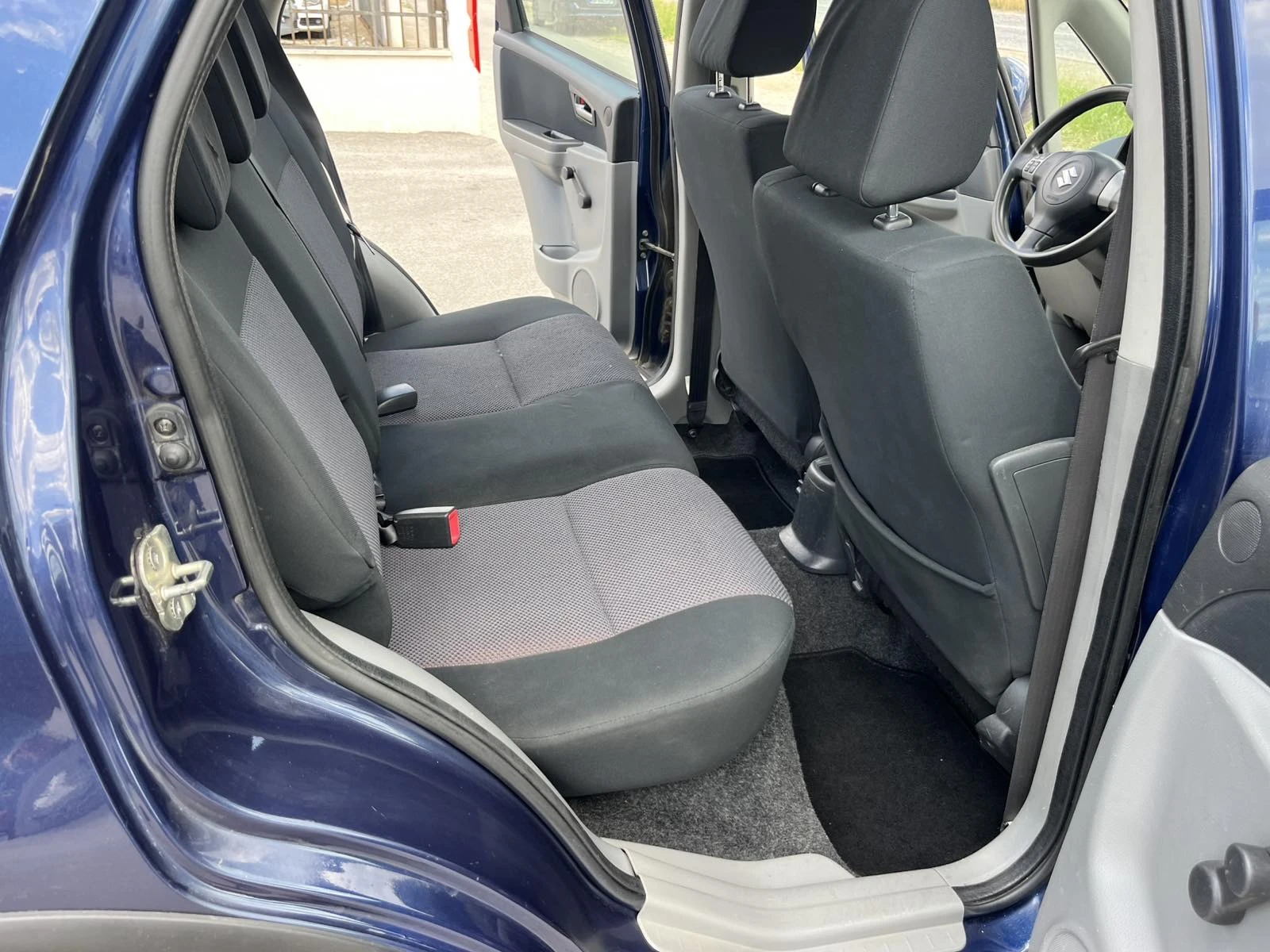 Suzuki SX4 1.6I 107кс 4Х4 EURO 4  КЛИМАТИК , снимка 10 - Автомобили и джипове - 54973860