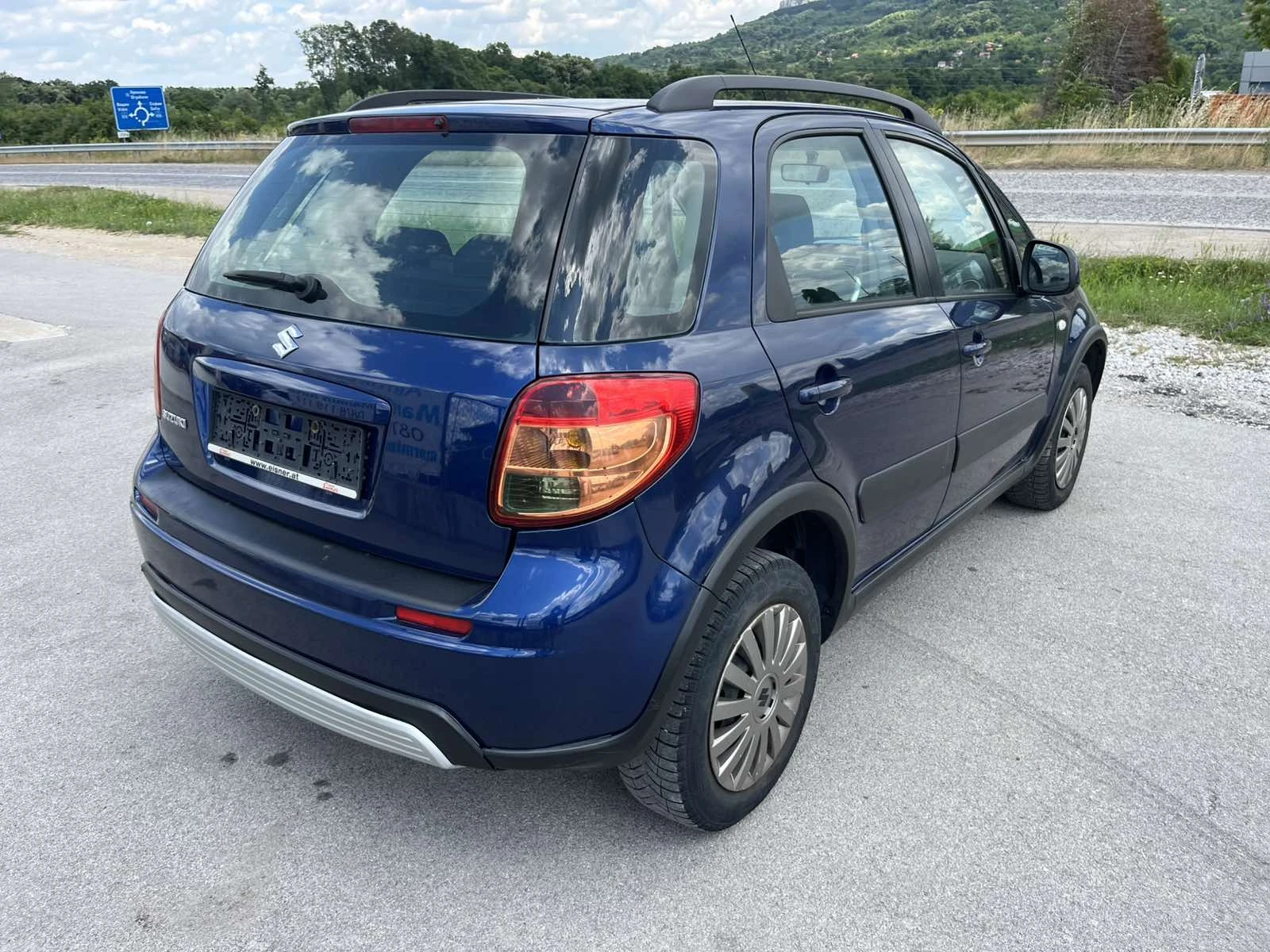 Suzuki SX4 1.6I 107кс 4Х4 EURO 4  КЛИМАТИК , снимка 4 - Автомобили и джипове - 54973860