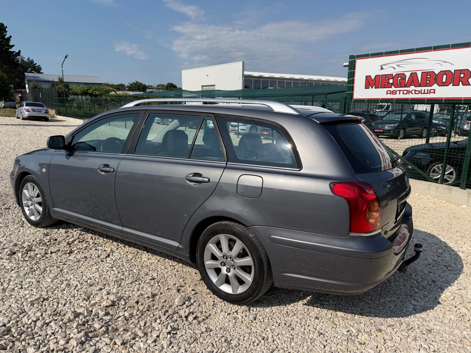 Toyota Avensis 2.0D4D/116p.s!!!, снимка 4 - Автомобили и джипове - 55504032
