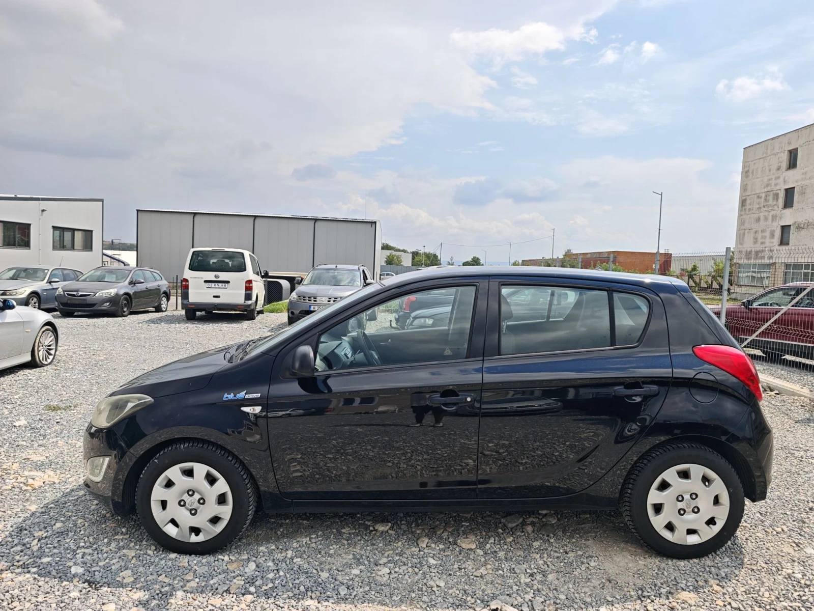 Hyundai I20 Blue Drive, снимка 8 - Автомобили и джипове - 55834661