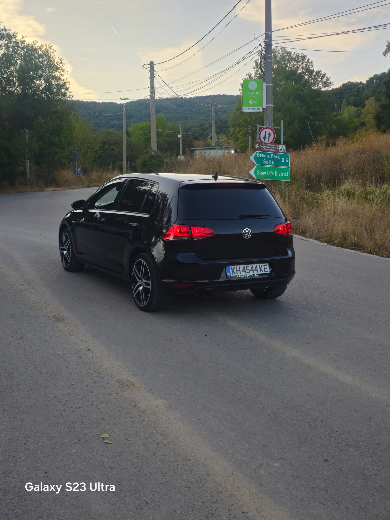 VW Golf 1.6TDI 4Motion / Park Assist /Подгрев, снимка 4 - Автомобили и джипове - 56126250