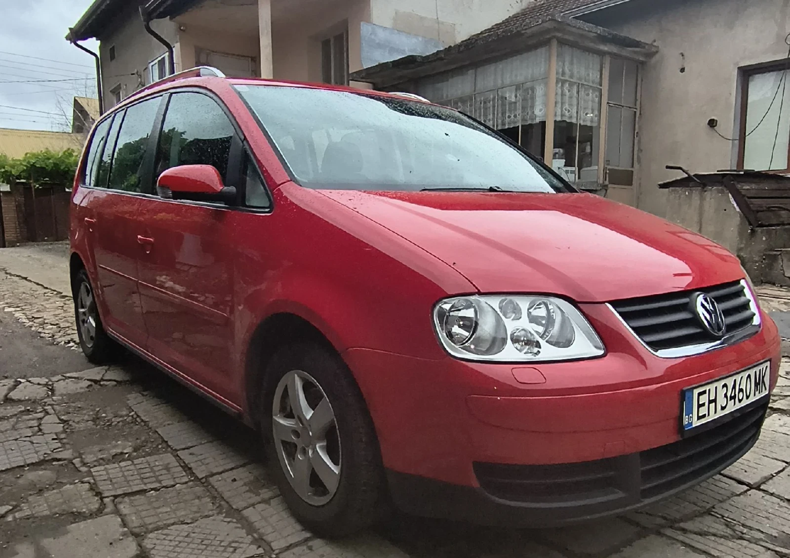 VW Touran, снимка 4 - Автомобили и джипове - 56453729