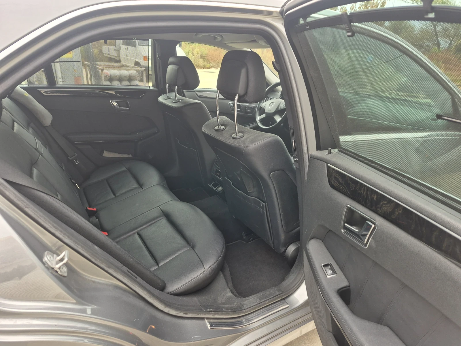 Mercedes-Benz E 350, снимка 8 - Автомобили и джипове - 56653267