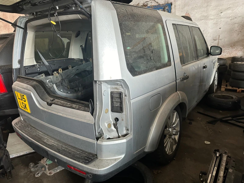 Land Rover Discovery 4, снимка 1 - Автомобили и джипове - 44568571