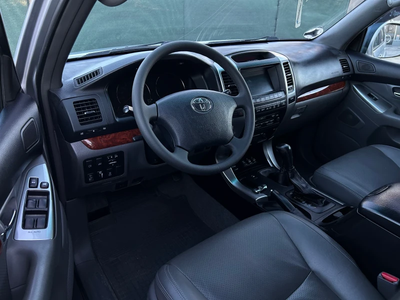 Toyota Land cruiser, снимка 8 - Автомобили и джипове - 48382625