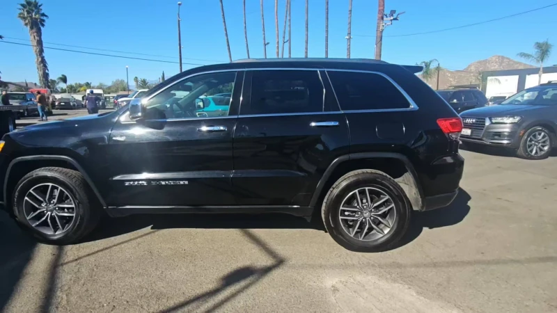 Jeep Grand cherokee LIMITED* 5.7* V* HEMI* ПОДГРЕВ* КАМЕРА* МЪРТВА* ТО, снимка 3 - Автомобили и джипове - 48525573