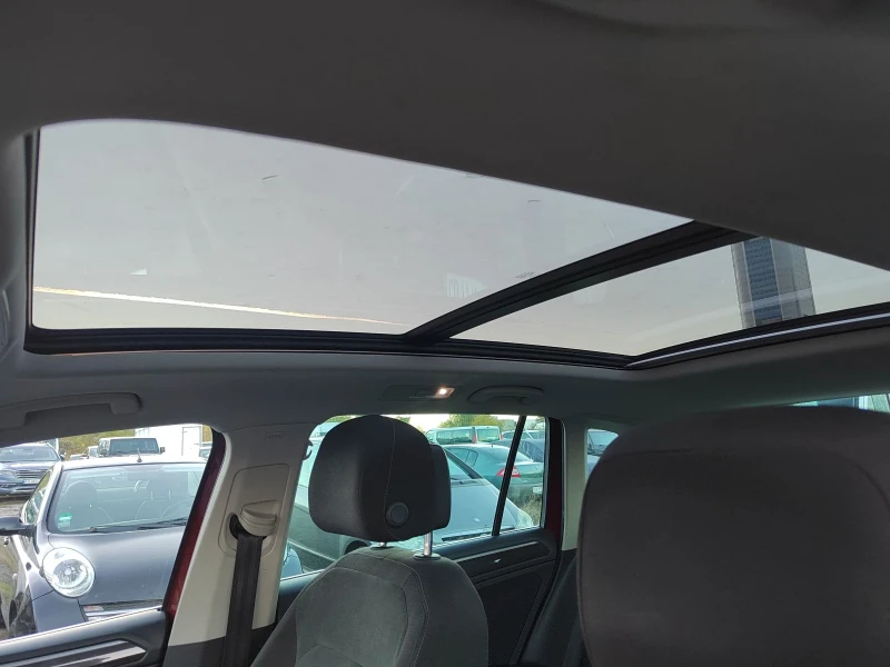 VW Tiguan 2.0 TDI AUTOMAT , снимка 12 - Автомобили и джипове - 52228312