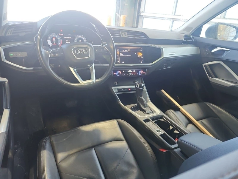 Audi Q3 KOMFORT С РЕГИСТРАЦИЯ & АВТО КРЕДИТ, снимка 10 - Автомобили и джипове - 53263908