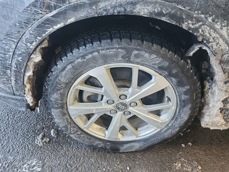 Audi Q3 KOMFORT С РЕГИСТРАЦИЯ & АВТО КРЕДИТ, снимка 8 - Автомобили и джипове - 53263908