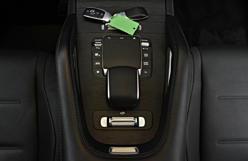 Mercedes-Benz GLE 350 COUPE 4M 3xTV AMG 360 4DBURMESTER PANO, снимка 13 - Автомобили и джипове - 53386059