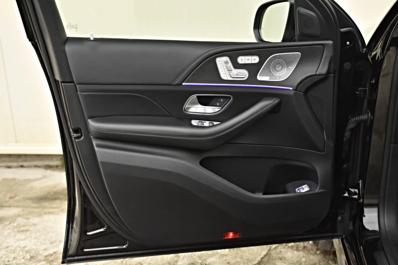Mercedes-Benz GLE 350 COUPE 4M 3xTV AMG 360 4DBURMESTER PANO, снимка 14 - Автомобили и джипове - 53386059
