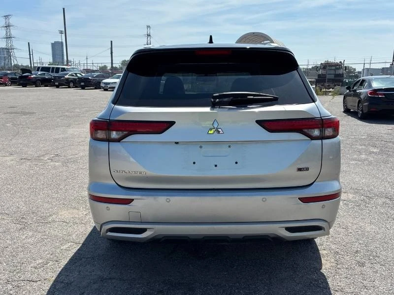 Mitsubishi Outlander * GT * S-AWC * 2 КЛЮЧА * 360 * 2 КЛЮЧА * CARFAX , снимка 6 - Автомобили и джипове - 55846497