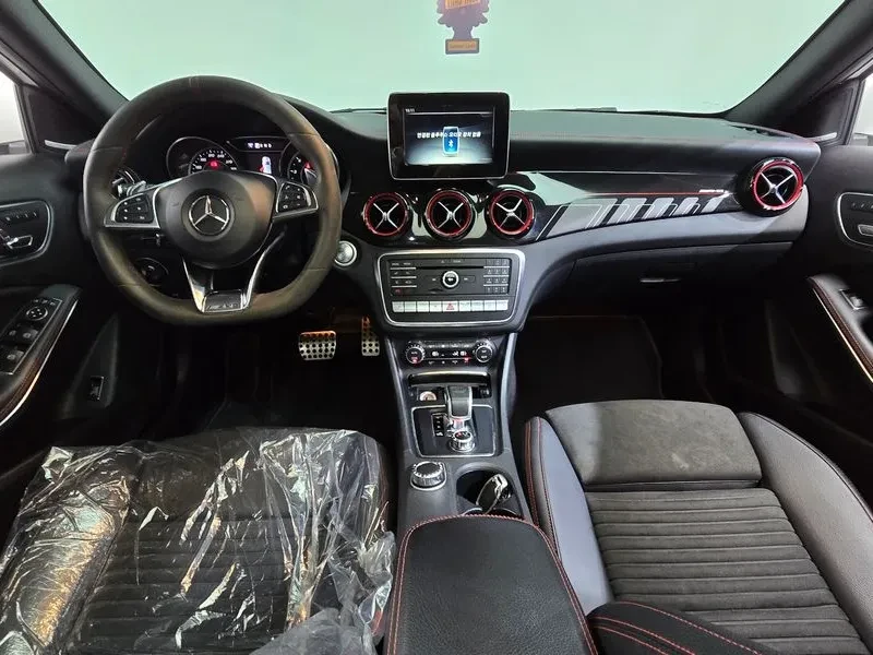 Mercedes-Benz GLA 45 AMG 4Matic, снимка 7 - Автомобили и джипове - 56225505