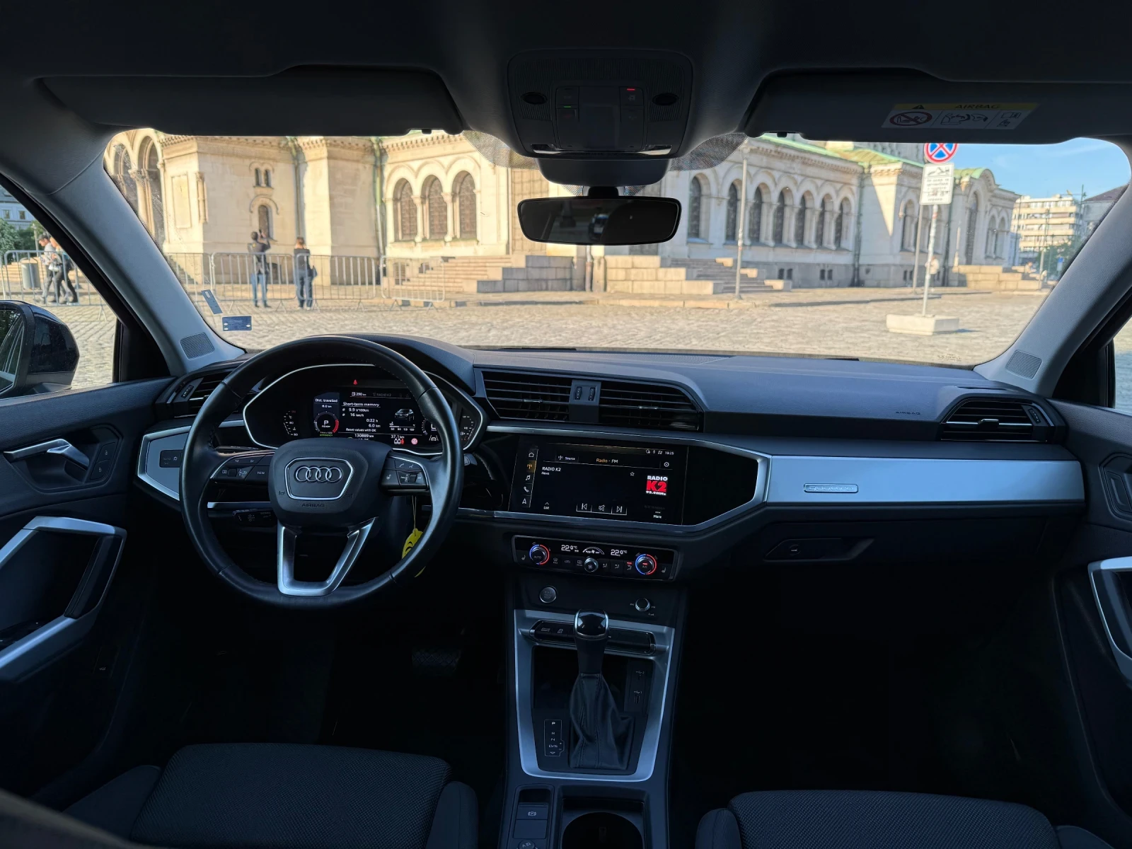 Audi Q3 Sportback 40TDI* S-line* Quattro* Kamera - изображение 9