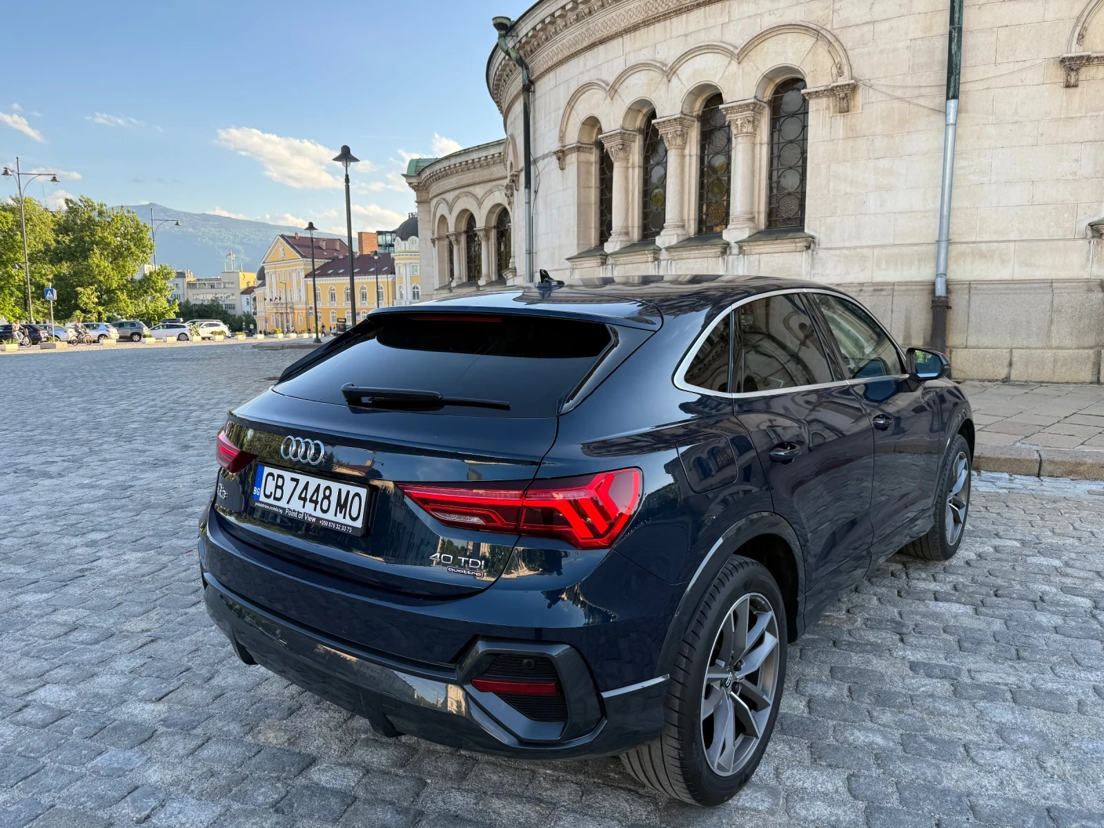 Audi Q3 Sportback 40TDI* S-line* Quattro* Kamera - изображение 5