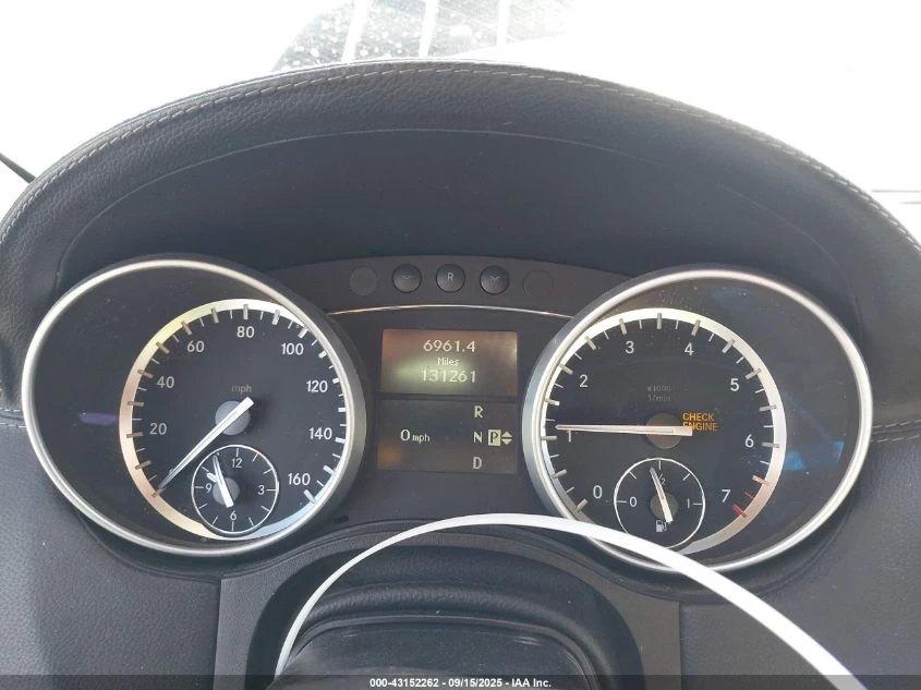 Mercedes-Benz GL 500 2010 MERCEDES-BENZ GL 550 4MATIC - изображение 9