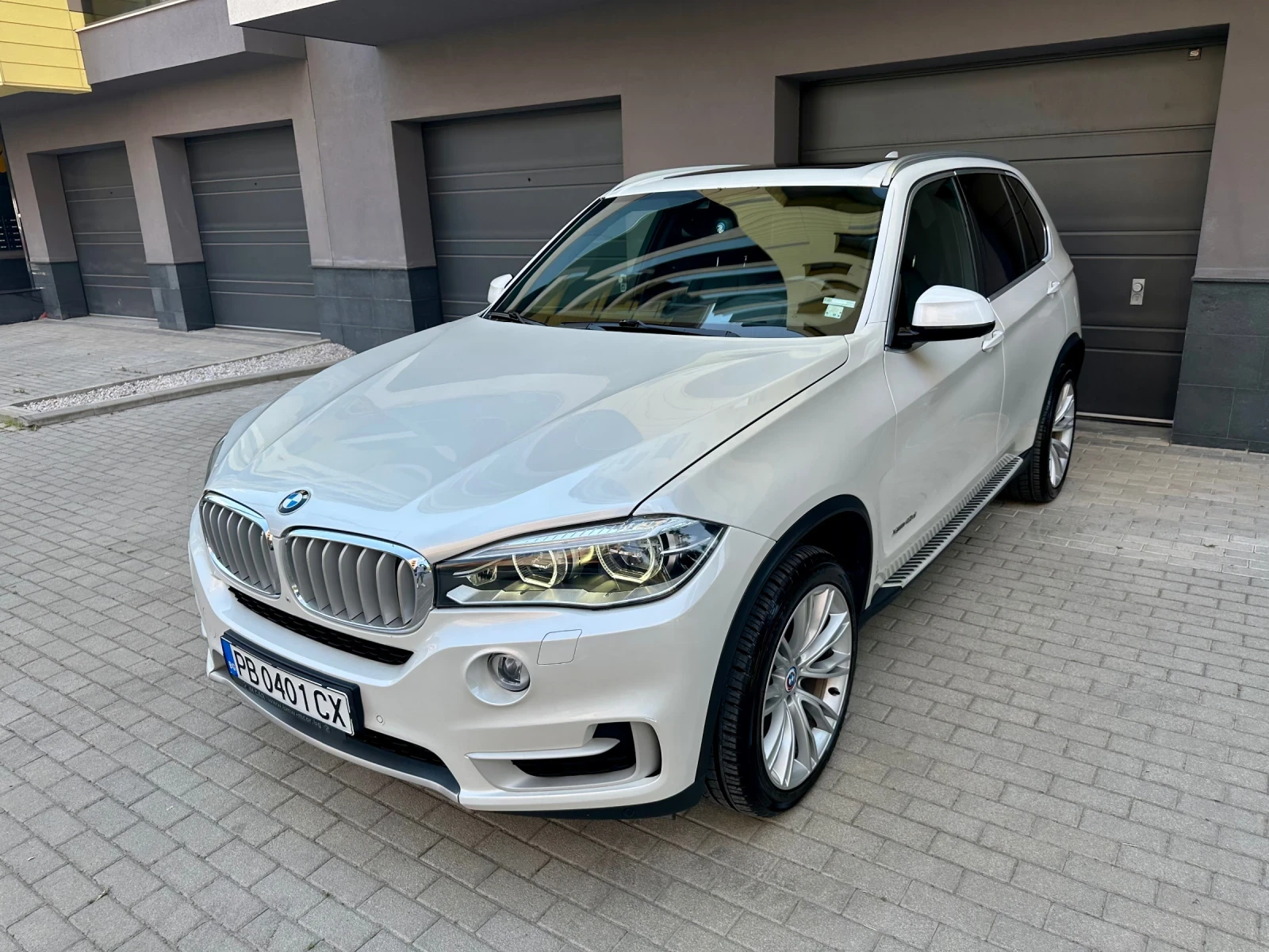 BMW X5 40d Xdrive Individual - изображение 2