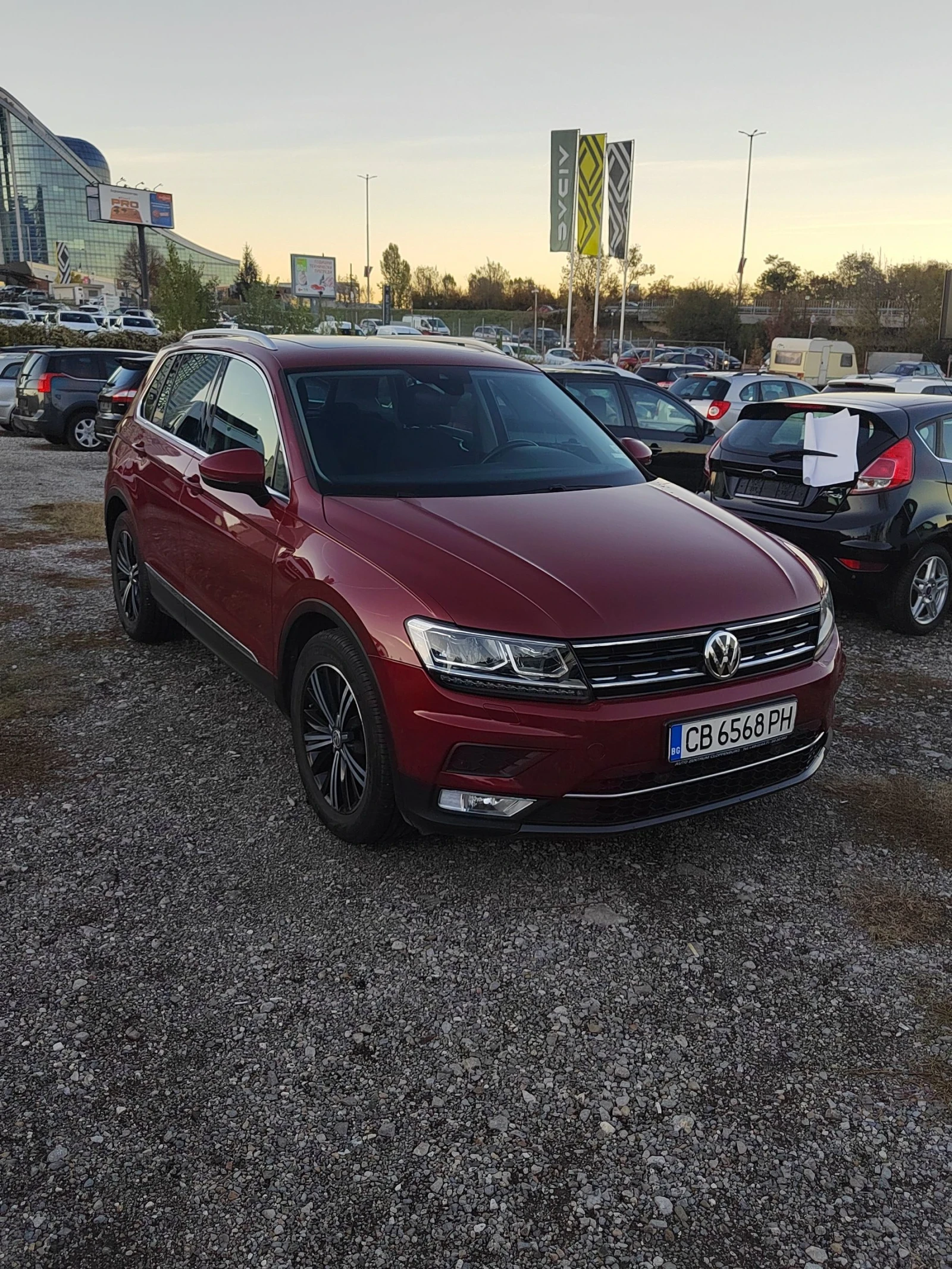 VW Tiguan 2.0 TDI AUTOMAT  - изображение 2