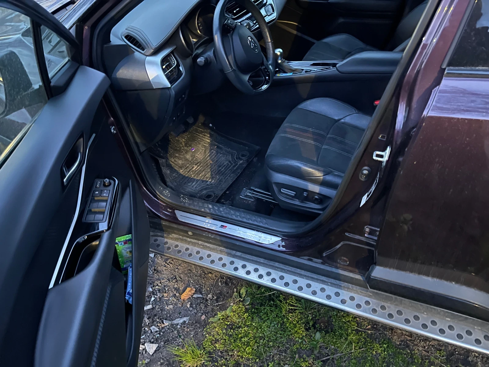 Toyota C-HR Hybrid 2.0 �� 150 ���� - �� ����� ��� ����  | Mobile.bg � ����������� 12